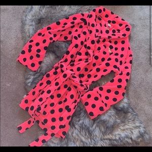 Victoria secret pink robe. In perfect condition